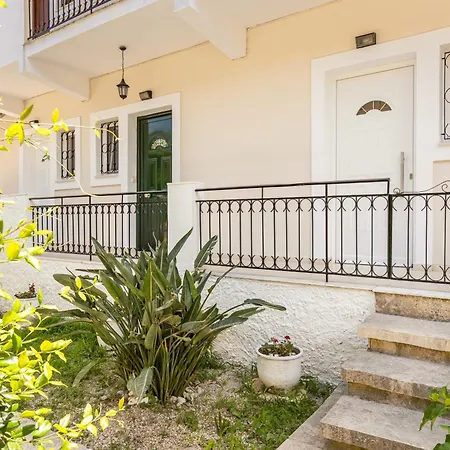 Riviera Lägenhet Benitses (Corfu)