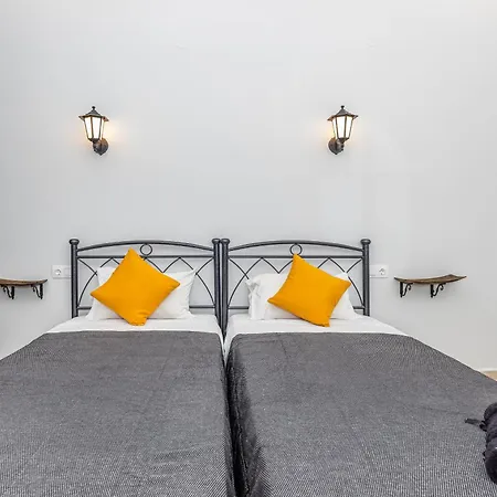 Riviera * Benitses (Corfu)